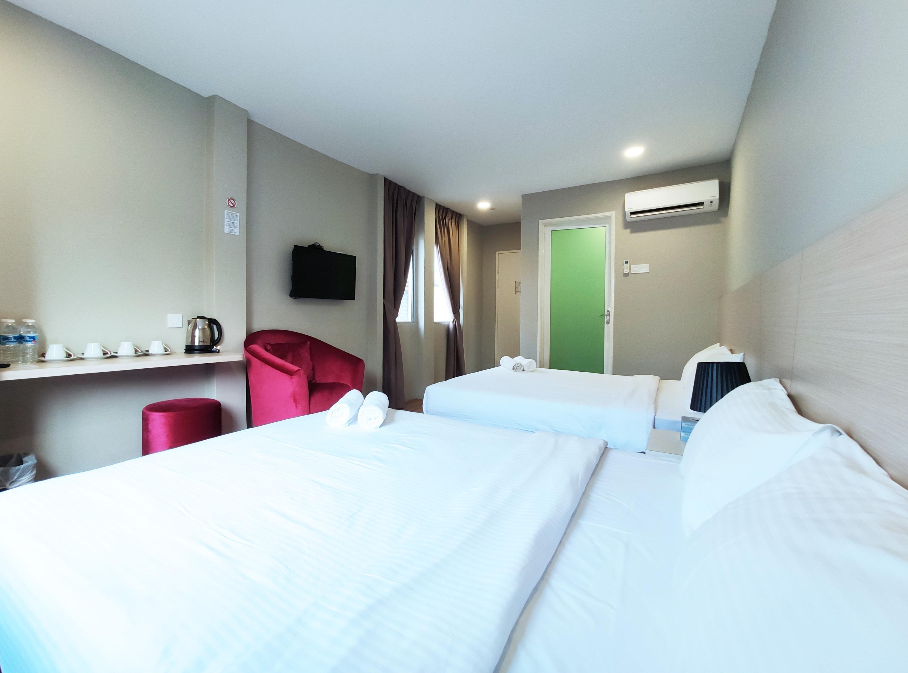 Princess Hotel Pontian Pontian Kecil Exteriör bild