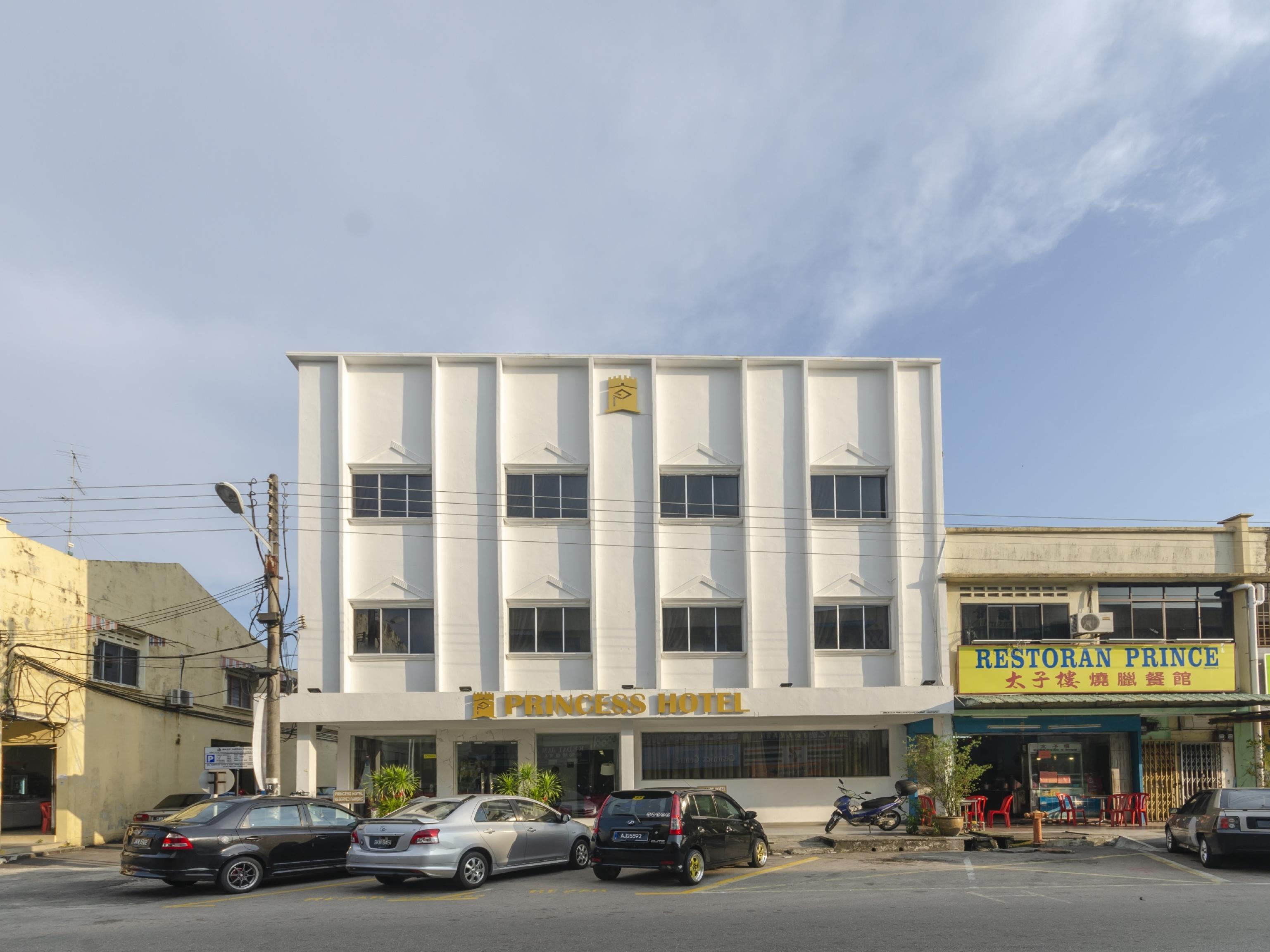 Princess Hotel Pontian Pontian Kecil Exteriör bild